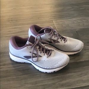 Brooks Revel 2 running shoes